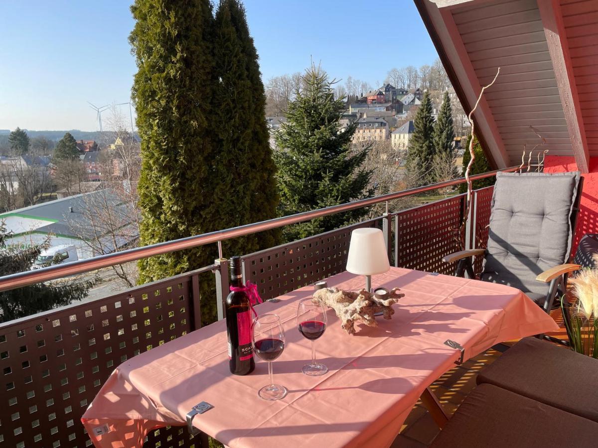 Tolle Ferienwohnung Mit Loggia In Schauenstein 100Qm Bei Hof An Der Saale Frankenwald ภายนอก รูปภาพ