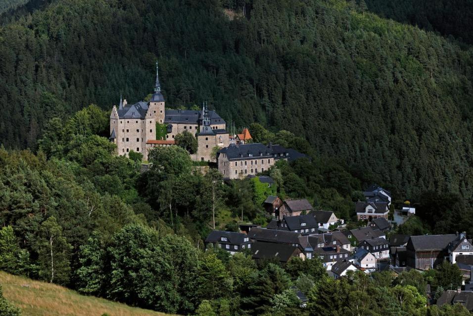 Tolle Ferienwohnung Mit Loggia In Schauenstein 100Qm Bei Hof An Der Saale Frankenwald ภายนอก รูปภาพ